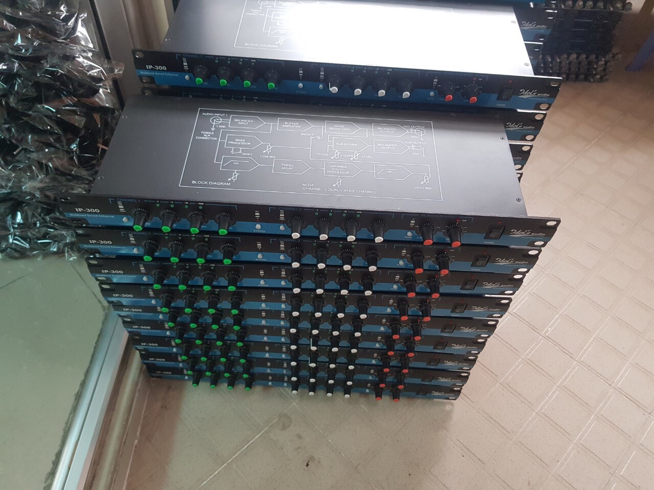 Máy Nâng Tiếng IDOL IP-300 CHÍNH HÃNG