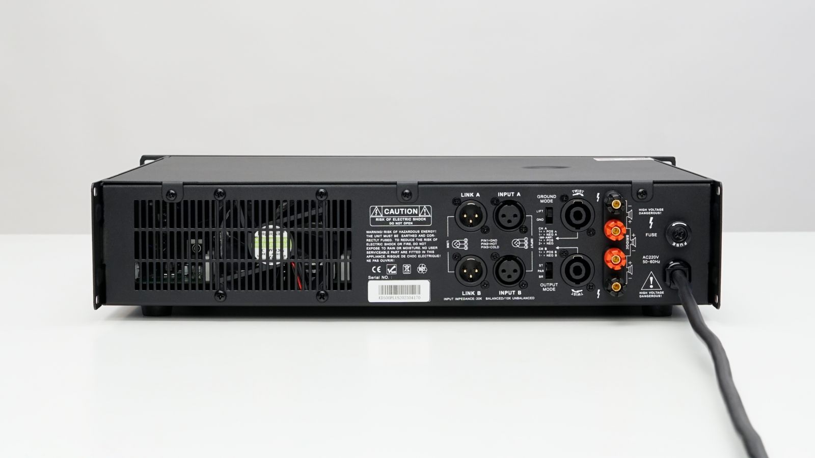 Cục Đẩy Công Suất DB Acoustic KD500PLUS Chính Hãng