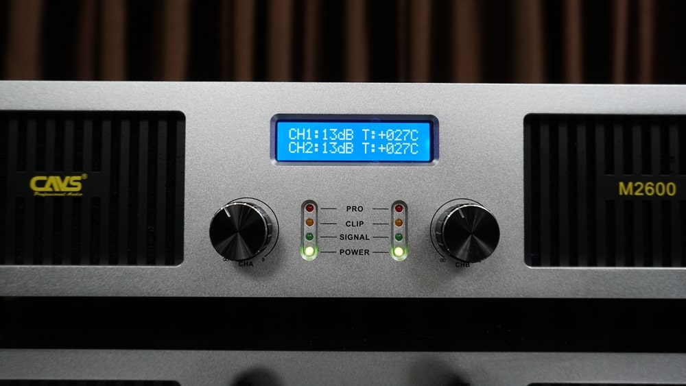 CỤC ĐẨY CÔNG SUẤT CAVS M2600 PRO