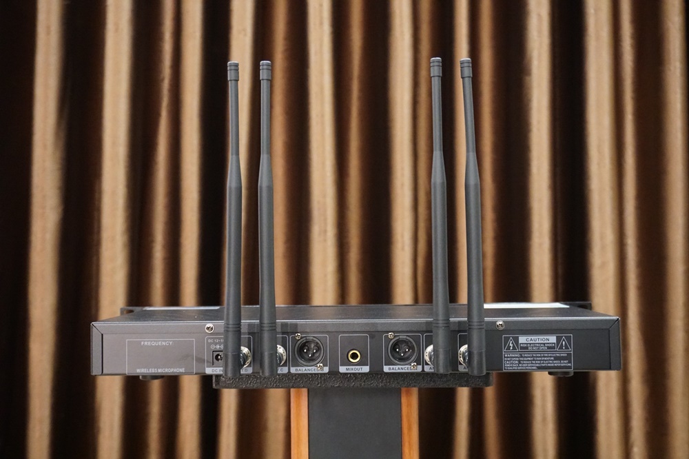 Micro Không Dây CAVS S8