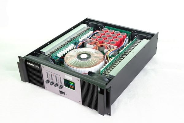 Cục Đẩy Công Suất GUINNESS PX4808