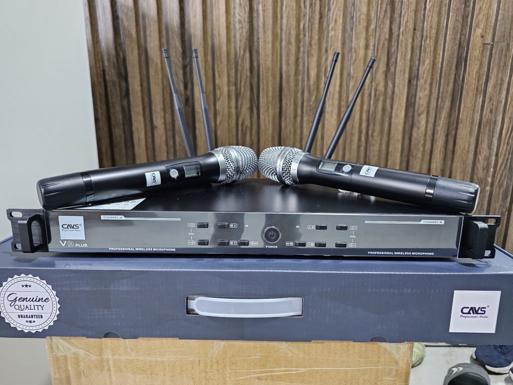 MICRO KHÔNG DÂY CAVS V9 PLUS