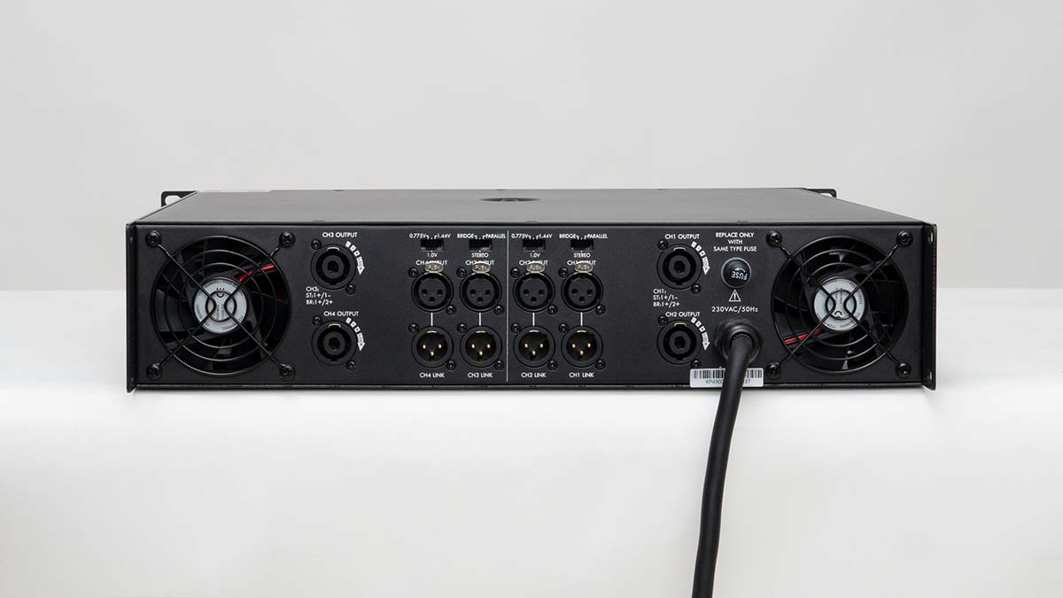 Cục Đẩy Công Suất DBacoustic KP4900 Premium