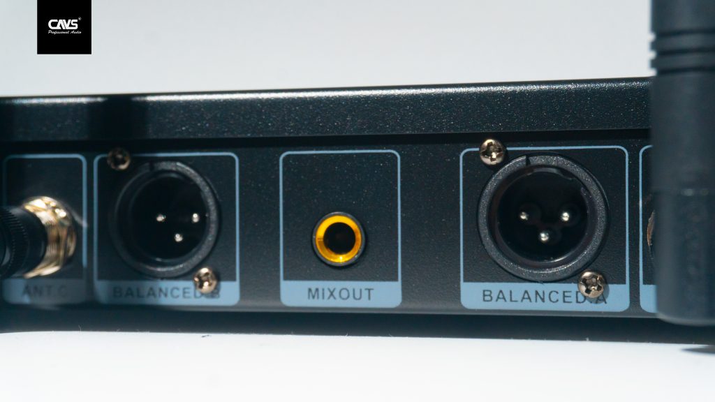 Micro Không Dây CAVS S8 2023