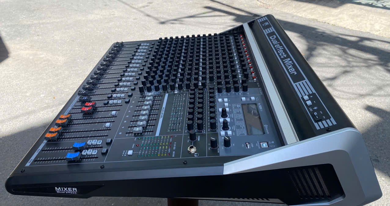 Mixer Bàn CAVS MK16