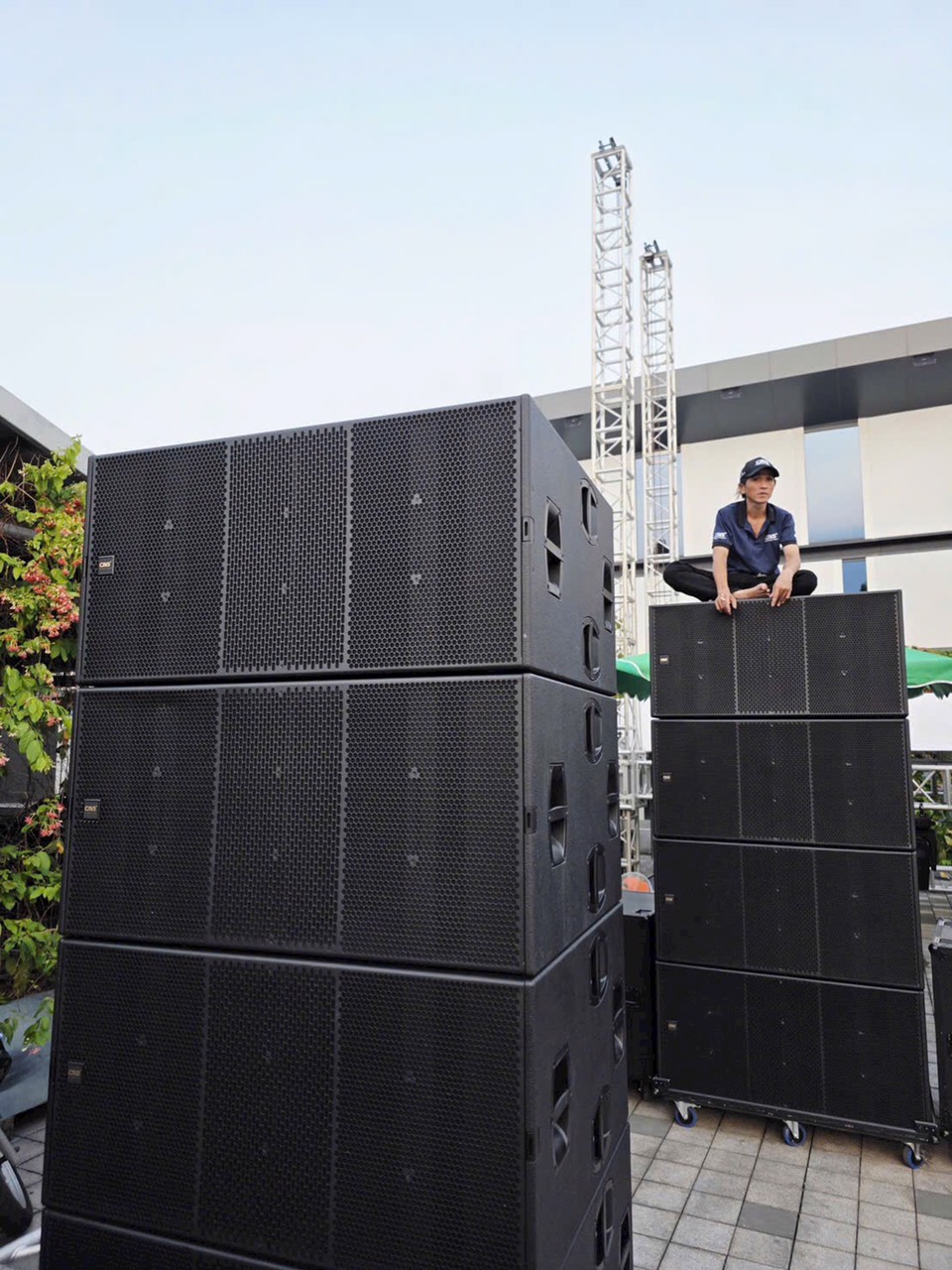 Công Ty Hưng Thịnh Tuyên Trình Diễn Hệ Thống Loa Line Array CAVS Tại PLASE SHOW 2026