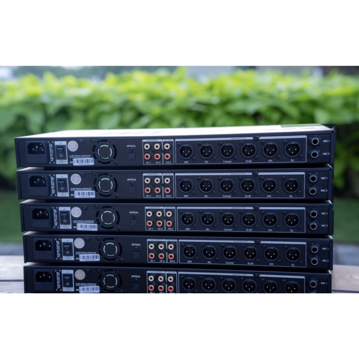 Vang số Dbacoustic F35